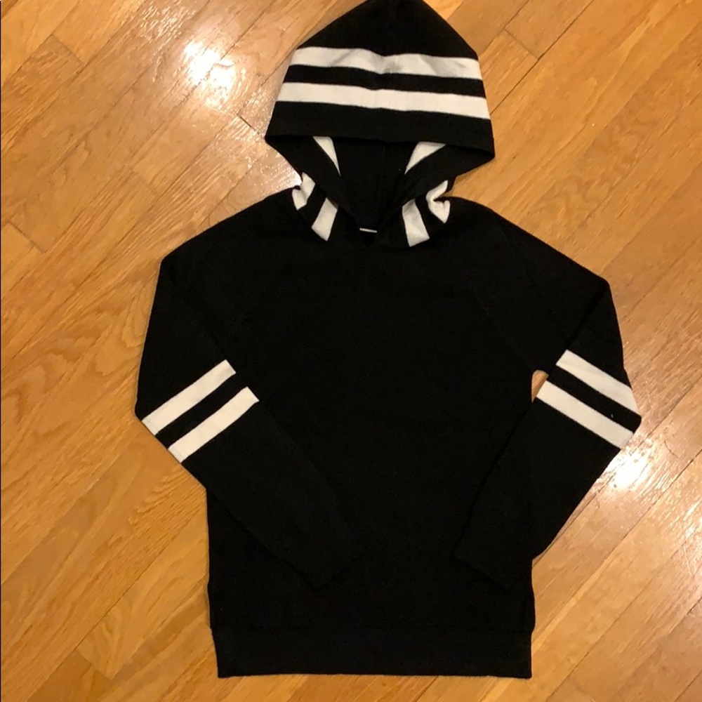 New - Girl’s black & ivory striped sweater hoodie